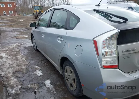 2010 Toyota Prius Iv z USA, uszkodzony, nr VIN JTDKN3DU7A0036312